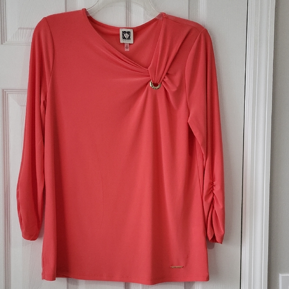 Anne Klein Coral Blouse with Ring Accent Size M